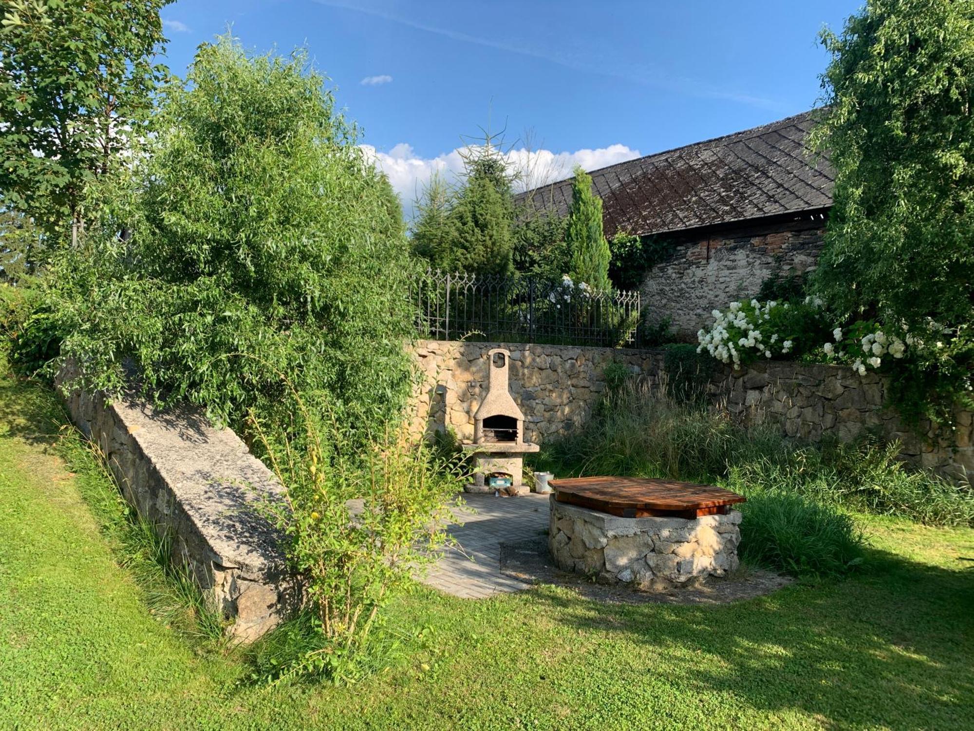 Villa Lypche Bešeňová المظهر الخارجي الصورة
